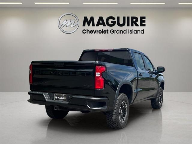 Photo of 2024 Black Chevrolet Silverado 1500