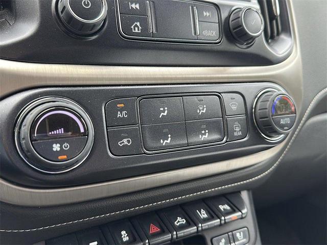 Photo of 2022 Summit White GMC Canyon