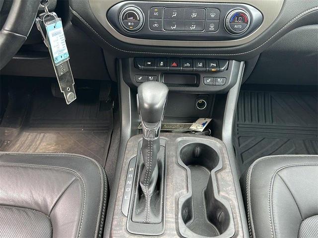 Photo of 2022 Summit White GMC Canyon