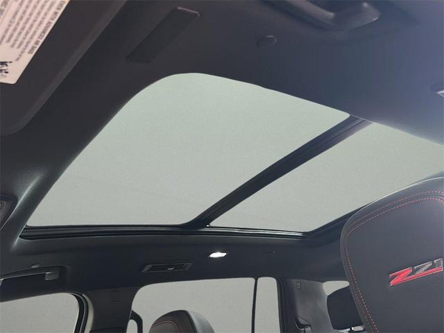 Photo of 2026 Black Chevrolet Traverse