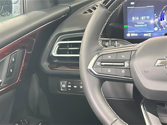 Photo of 2026 Black Chevrolet Traverse