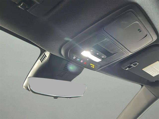 Photo of 2026 Black Chevrolet Traverse