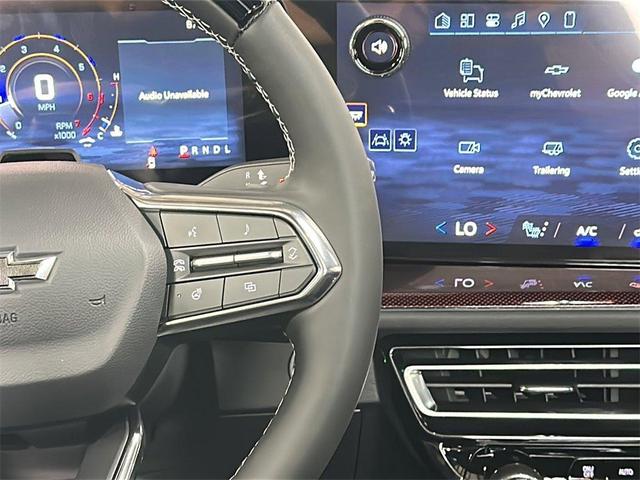 Photo of 2026 Black Chevrolet Traverse