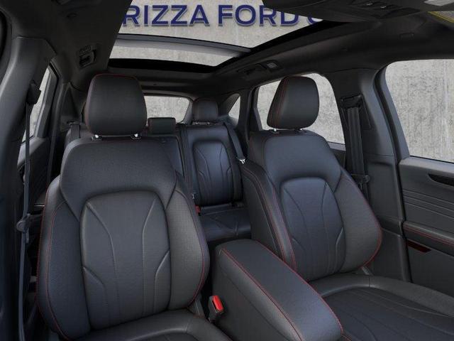 Photo of 2025 Space Silver Metallic Ford Escape