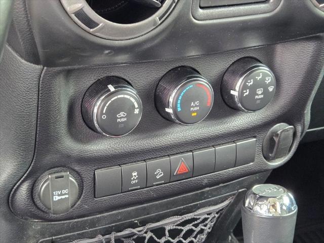 Photo of 2017 Rhino Clearcoat Jeep Wrangler Unlimited