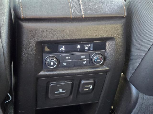 Photo of 2019 Graphite Metallic Chevrolet Traverse