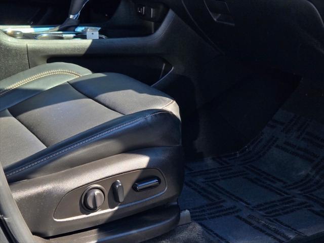 Photo of 2019 Graphite Metallic Chevrolet Traverse