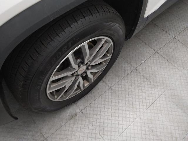 Photo of 2018 White Frost Tricoat GMC Acadia