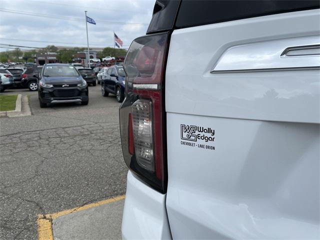 Photo of 2021 Summit White Chevrolet Tahoe