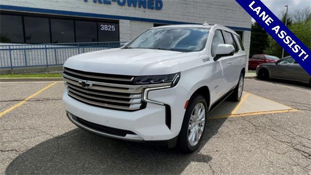 Photo of 2021 Summit White Chevrolet Tahoe