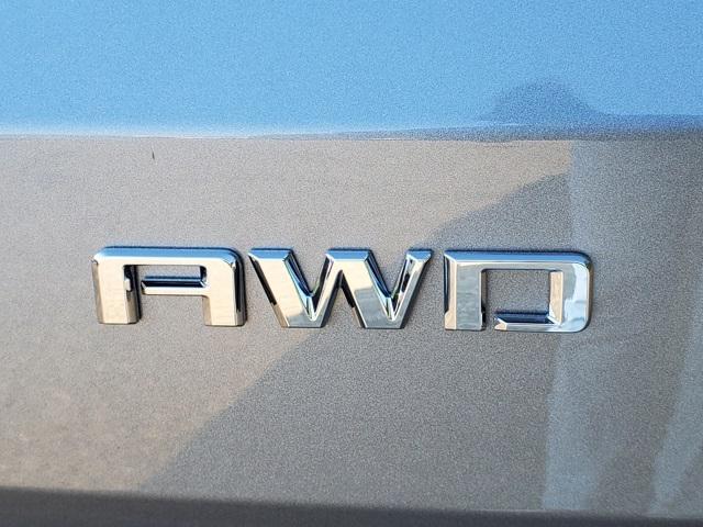 Photo of 2026 Sterling Gray Metallic Chevrolet Traverse
