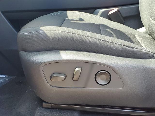 Photo of 2026 Radiant Red Tintcoat Chevrolet Traverse