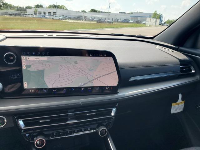 Photo of 2026 Radiant Red Tintcoat Chevrolet Traverse