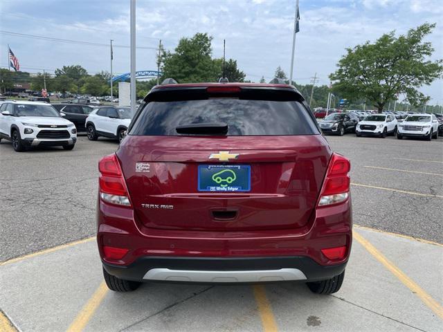 Photo of 2022 Crimson Metallic Chevrolet Trax