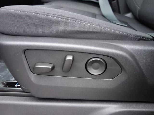 Photo of 2025 Summit White Chevrolet Silverado 1500