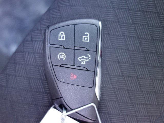 Photo of 2025 Summit White Chevrolet Silverado 1500