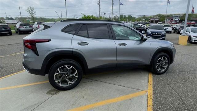 Photo of 2024 Sterling Gray Metallic Chevrolet Trax