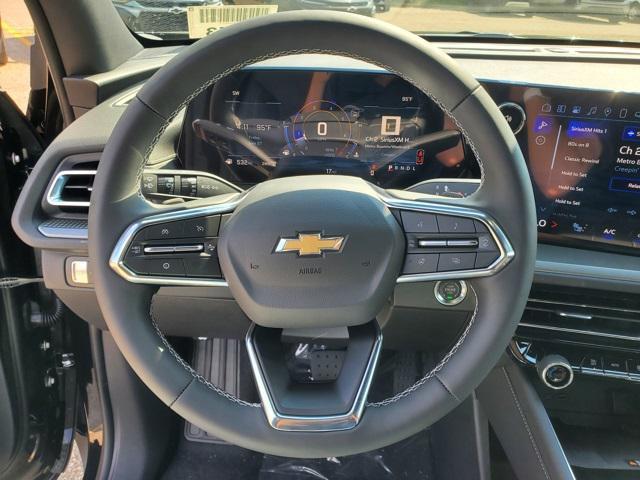 Photo of 2025 Mosaic Black Metallic Chevrolet Traverse