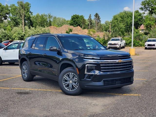 Photo of 2025 Mosaic Black Metallic Chevrolet Traverse