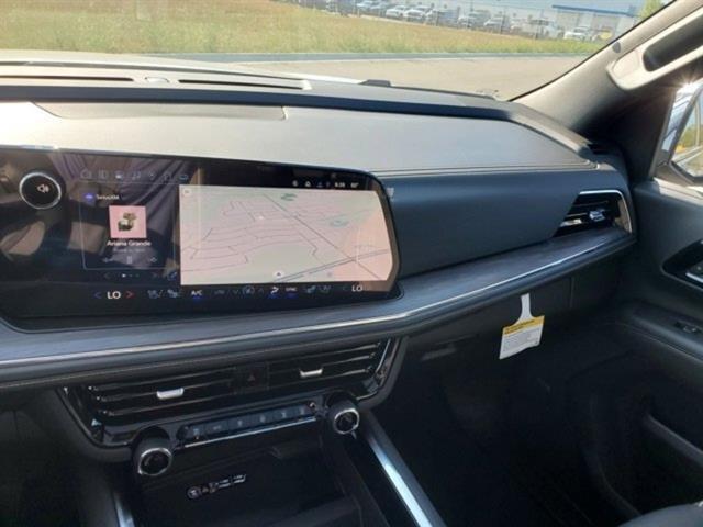 Photo of 2025 Sterling Gray Metallic Chevrolet Suburban