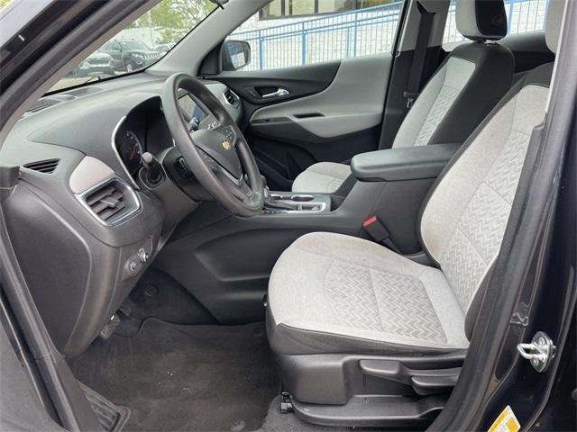 Photo of 2022 Iron Gray Metallic Chevrolet Equinox