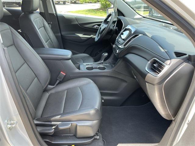 Photo of 2019 Silver Ice Metallic Chevrolet Equinox