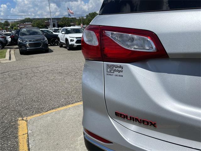 Photo of 2019 Silver Ice Metallic Chevrolet Equinox