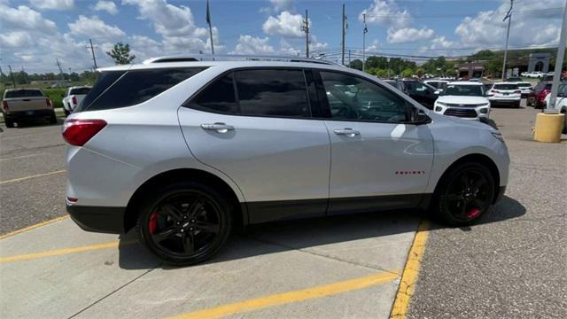 Photo of 2019 Silver Ice Metallic Chevrolet Equinox
