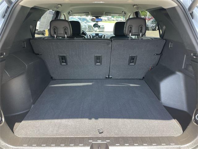 Photo of 2019 Silver Ice Metallic Chevrolet Equinox