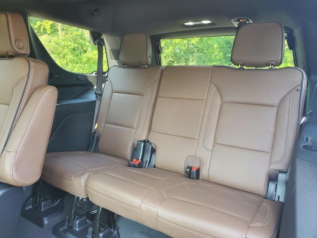Photo of 2025 Iridescent Pearl Tricoat Chevrolet Tahoe