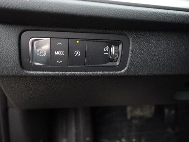 Photo of 2025 Lakeshore Blue Metallic Chevrolet Traverse