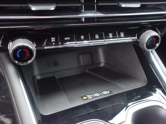 Photo of 2025 Lakeshore Blue Metallic Chevrolet Traverse