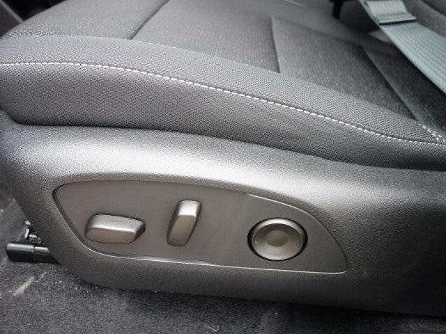 Photo of 2025 Lakeshore Blue Metallic Chevrolet Traverse