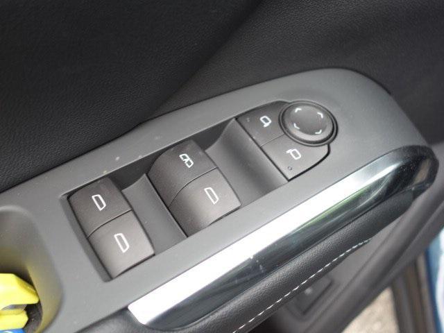 Photo of 2025 Lakeshore Blue Metallic Chevrolet Traverse