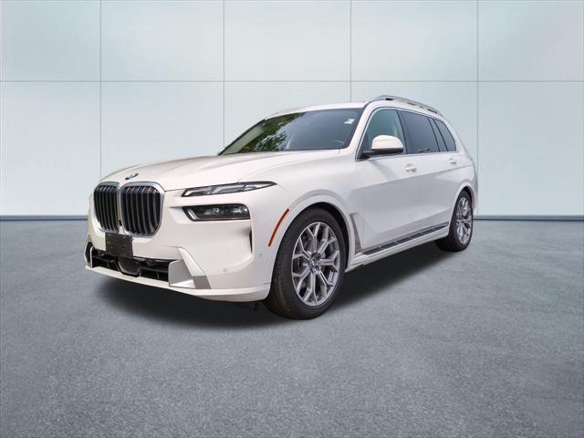 2023 BMW X7