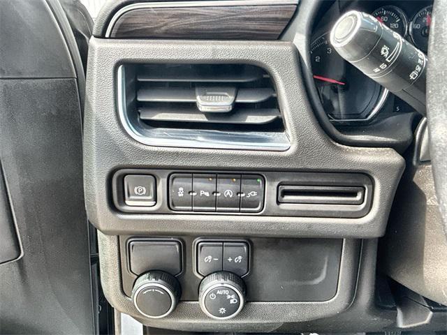 Photo of 2021 Summit White Chevrolet Tahoe