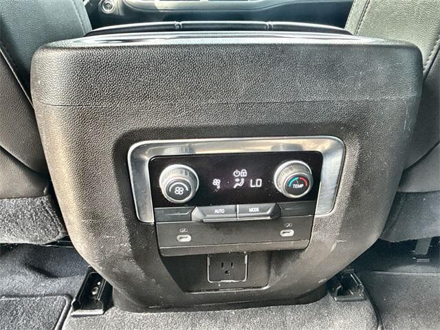 Photo of 2021 Summit White Chevrolet Tahoe