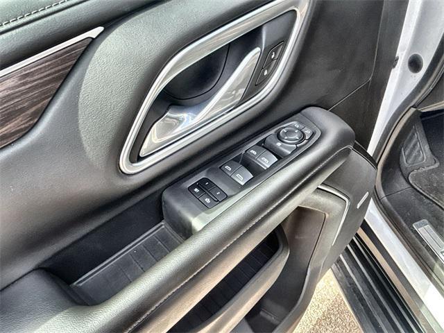 Photo of 2021 Summit White Chevrolet Tahoe