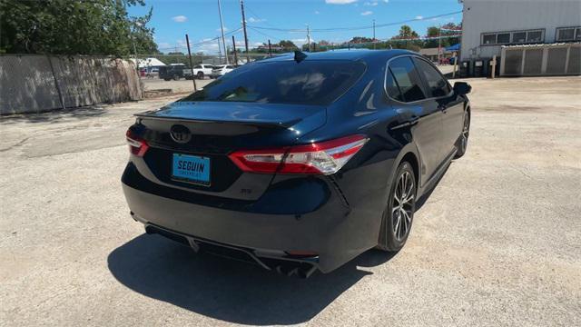 Photo of 2020 Galactic Aqua Mica Toyota Camry