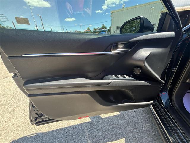 Photo of 2020 Galactic Aqua Mica Toyota Camry