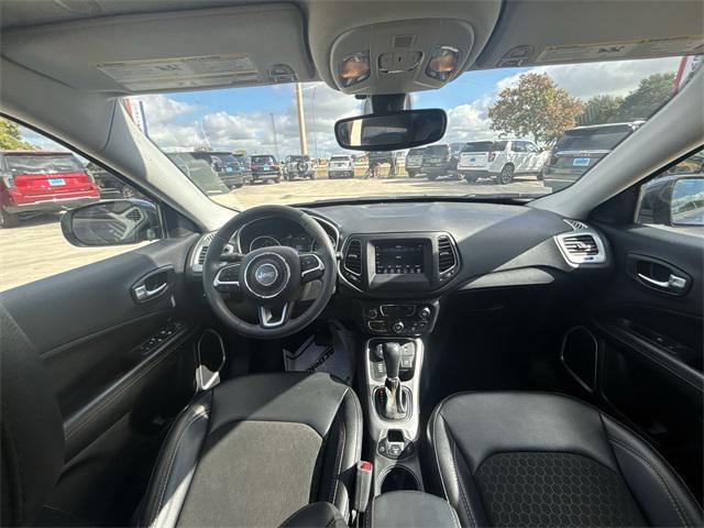 Photo of 2021 Granite Crystal Metallic Clearcoat Jeep Compass