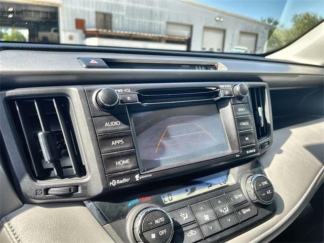 Photo of 2017 Silver Sky Metallic Toyota RAV4