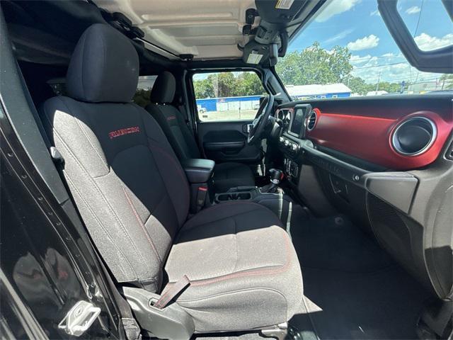 Photo of 2023 Black Clearcoat Jeep Wrangler