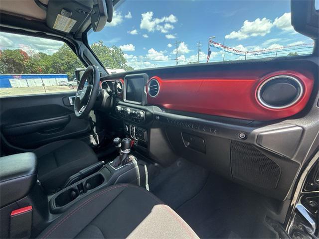 Photo of 2023 Black Clearcoat Jeep Wrangler
