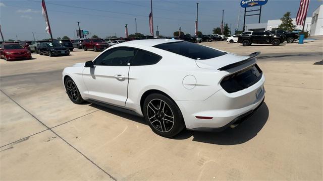 Photo of 2020 OXFORD WHITE Ford Mustang