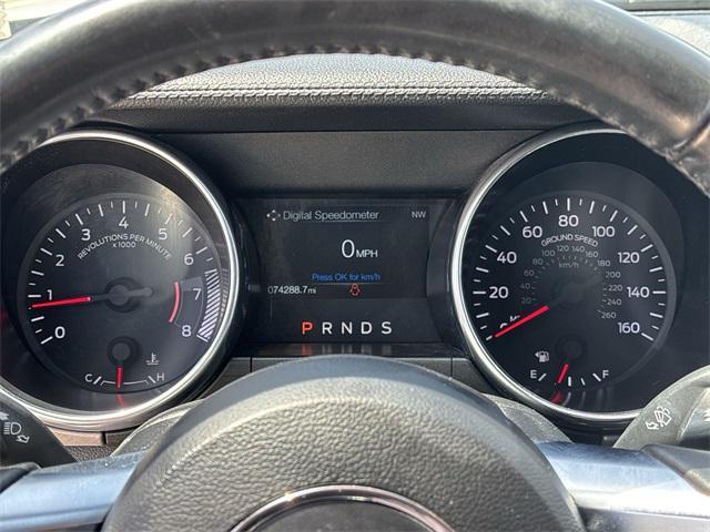 Photo of 2020 OXFORD WHITE Ford Mustang