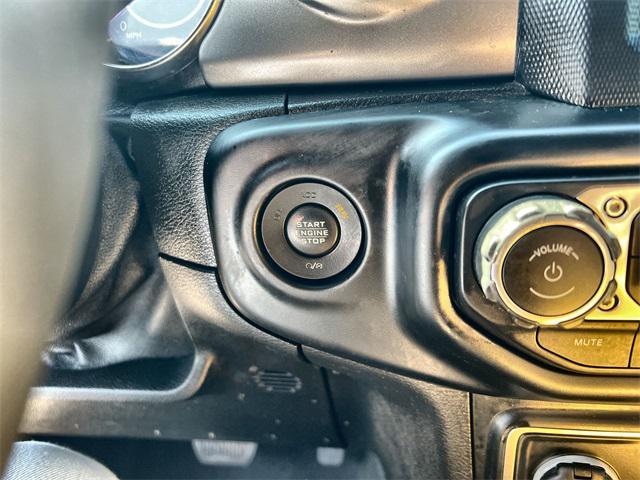 Photo of 2020 Billet Silver Metallic Clearcoat Jeep Gladiator