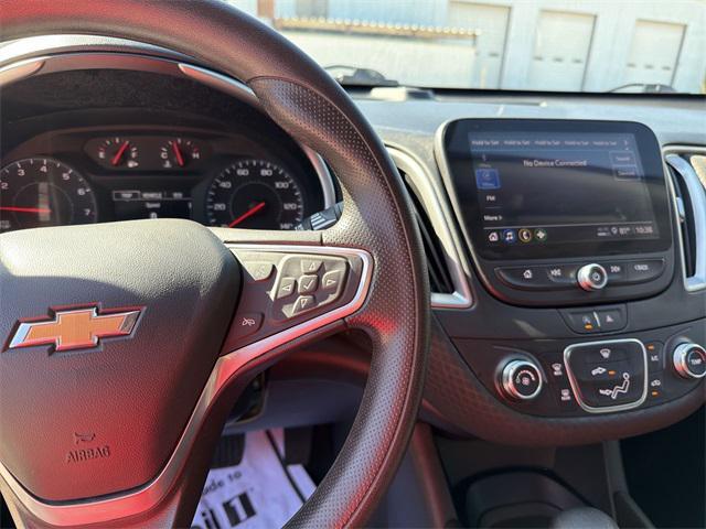Photo of 2022 Mineral Gray Metallic Chevrolet Malibu