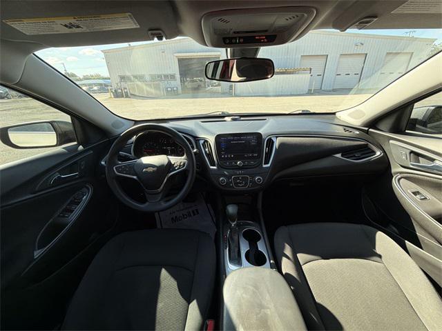 Photo of 2022 Mineral Gray Metallic Chevrolet Malibu