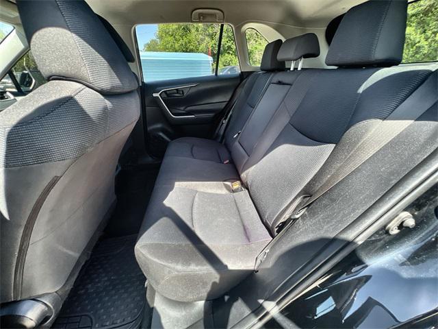 Photo of 2019 Midnight Black Metallic Toyota RAV4